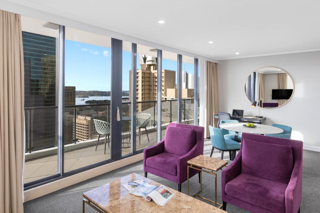 Meriton Suites Pitt Street, Σίδνεϊ Εξωτερικό φωτογραφία A staged apartment at the new complex